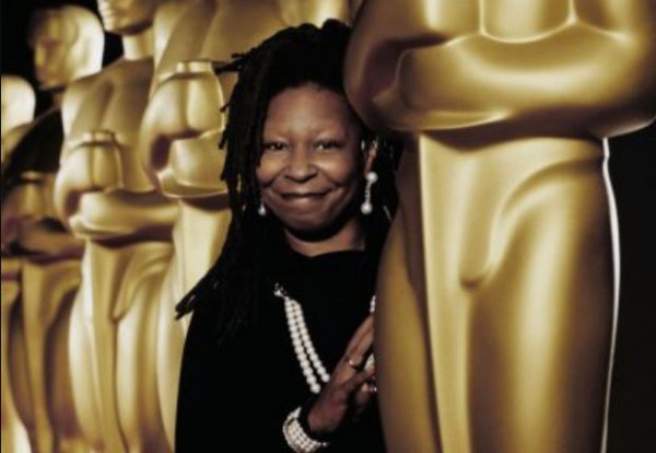 Συγγνώμη της Γούπι Γκόλντμπεργκ για τη δήλωση ότι το Ολοκαύτωμα «δεν αφορούσε φυλές»