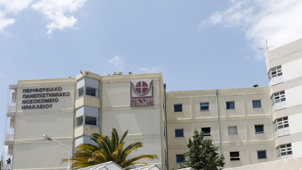 Ηράκλειο: Στο νοσοκομείο με κοροναϊό ο δήμαρχος Βασίλης Λαμπρινός