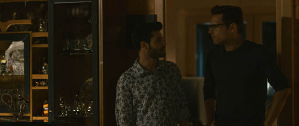 Σκοτεινή θάλασσα: Καταρρέει ο Χρήστος από τις αποκαλύψεις για την Άννα