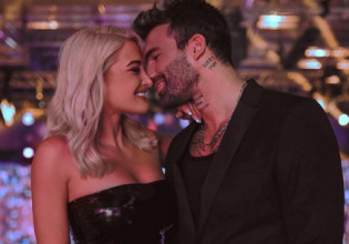 Ιωάννα Τούνη – Δημήτρης Αλεξάνδρου: Γυμνοί μπροστά στο τζάκι