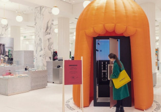 Selfridges: Το πολυκατάστημα προσφέρει «ψυχεδελικά ταξίδια» και σεξουαλική θεραπεία στους πελάτες του