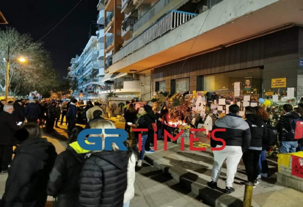 Δολοφονία Αλκη: Ενα κερί στη μνήμη του από εκατοντάδες φιλάθλους