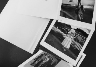 Ken Light: Το νέο φωτογραφικό λεύκωμα – γροθιά στο στομάχι της παρακμιακής Αμερικής