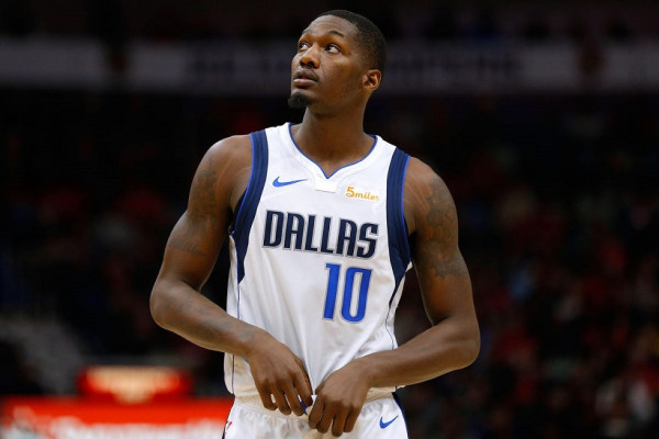 NBA: O Φίνι-Σμιθ με «κρύο αίμα» στην κορυφή του Top 10