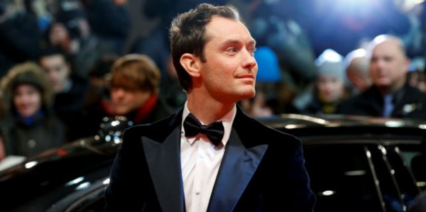 Αγνώριστος ο Τζουντ Λο – Δείτε πώς είναι σήμερα ο άγγλος γόης