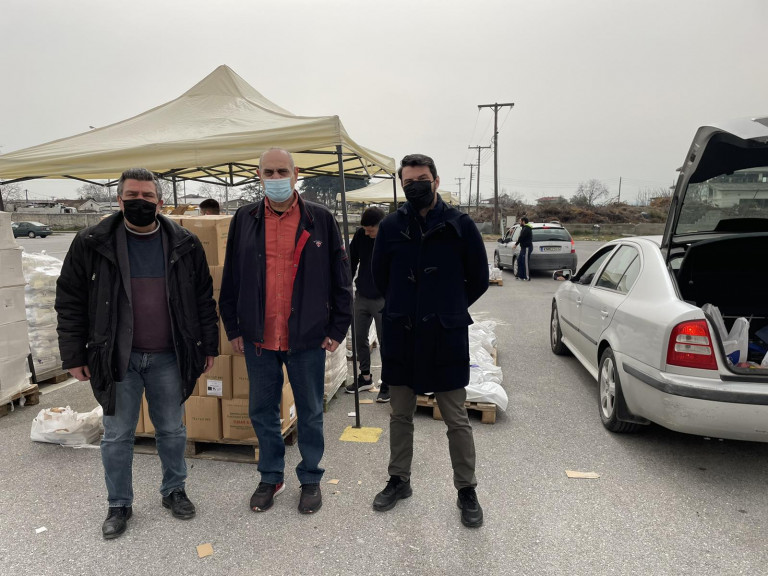 Δήμος Κατερίνης: Διανέμει τρόφιμα σε 1624 φτωχές οικογένειες