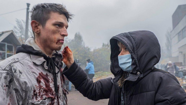 Πόλεμος στην Ουκρανία: Οι ψευδείς ισχυρισμοί ότι είναι… φάρσα που έγιναν viral