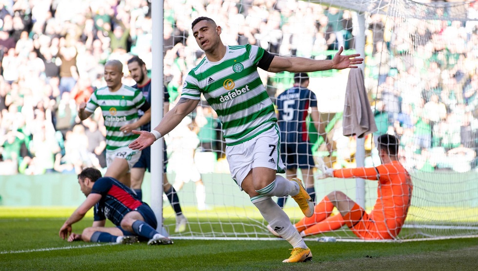 On fire ο Γιακουμάκης- Ξανά χατ τρικ!