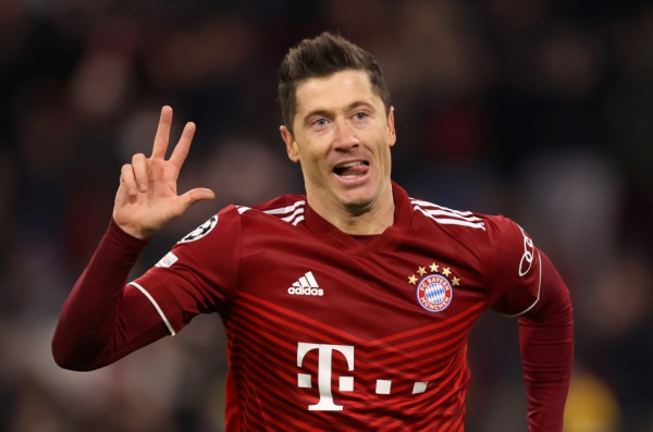 Έγραψε ιστορία ο Λεβαντόφσκι – Ξεπέρασε τον Γκερντ Μίλερ