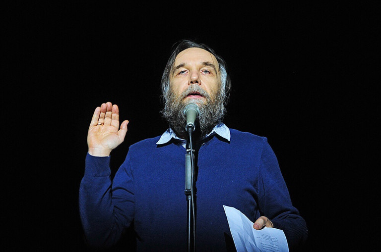 Κείμενο – φωτιά για τις απόψεις του Αλεξάντερ Ντούγκιν σχετικά με τη ρωσική εισβολή