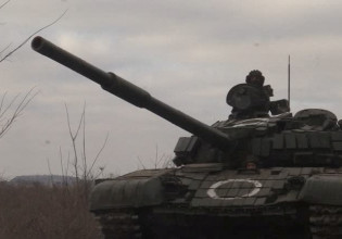 Πόλεμος στην Ουκρανία: Σε Λονδίνο τη Δευτέρα και Βιέννη την Τρίτη ο Έλληνας ΥΠΕΞ