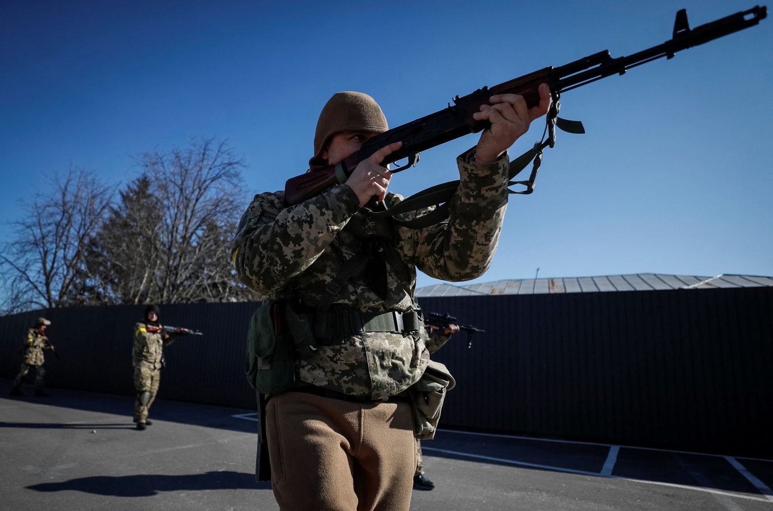 Πόλεμος στην Ουκρανία: Μπορεί η αποστολή οπλισμού να φέρει το ΝΑΤΟ σε ευθεία σύγκρουση με τη Ρωσία