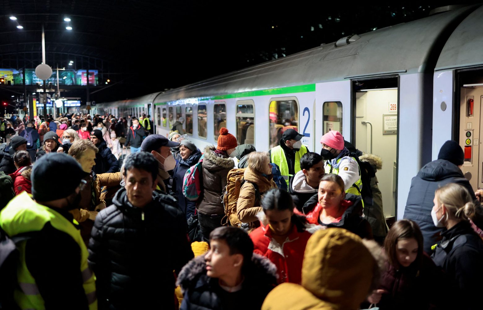 Κοροναϊός: «Τοξικός» συνδυασμός οι μαζικές μετακινήσεις πληθυσμών και οι ελλείψεις από τον πόλεμο