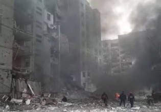 Πόλεμος στην Ουκρανία: Ρωσική μέγγενη σε πόλεις «κλειδιά», λιμάνια και εργοστάσια ενέργειας