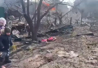 Ζελένσκι: 65.000 έχουν διαφύγει από πόλεις στην Ουκρανία – Τρεις νεκροί στο μαιευτήριο στη Μαριούπολη