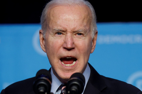 Ουκρανία: Κινδυνεύει το δολάριο από τις… αμερικανικές κυρώσεις;