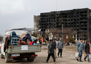 Ουκρανία: Η Ρωσία «καταφεύγει σε παλαιότερα όπλα που σκοτώνουν αδιακρίτως»