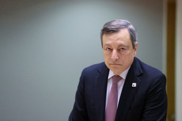 Ντράγκι: «Επιζητούμε την ειρήνη, θα έχω και εγώ συνομιλία με τον Πούτιν»