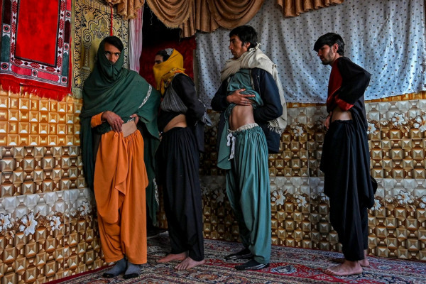 Αφγανιστάν: Το χωριό όπου οι κάτοικοι έχουν πουλήσει το νεφρό τους για να επιβιώσουν