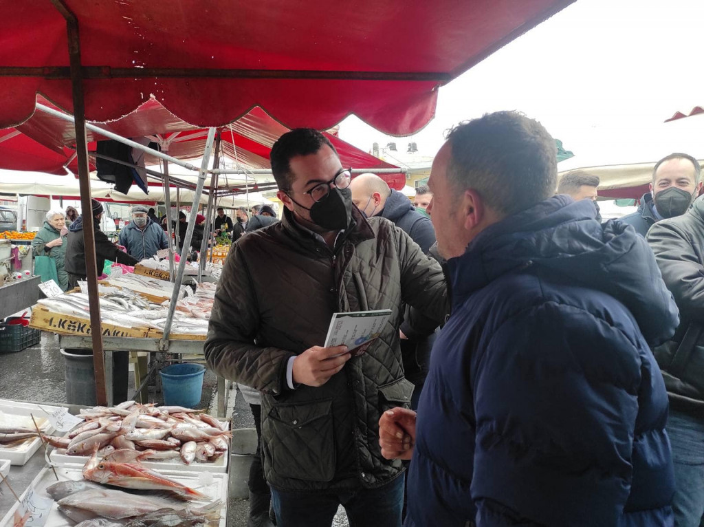 Το ΚΙΝΑΛ σε συνεχείς εξορμήσεις