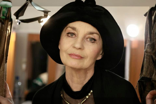 Ουκρανία:  Σκοτώθηκε γνωστή ηθοποιός σε βομβαρδισμό στο Κίεβο