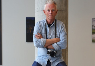 Μυτιλήνη: Συνελήφθη με την κατηγορία της κατασκοπείας διάσημος Νορβηγός φωτογράφος