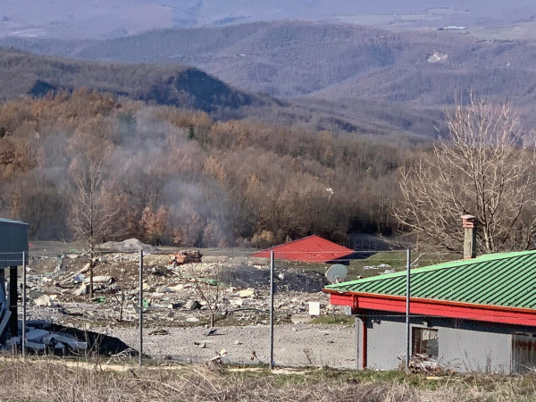 Έκρηξη στα Γρεβενά: Ισοπεδώθηκε το εργοστάσιο πυρομαχικών – «Δυστυχώς τα μηνύματα είναι δυσάρεστα»