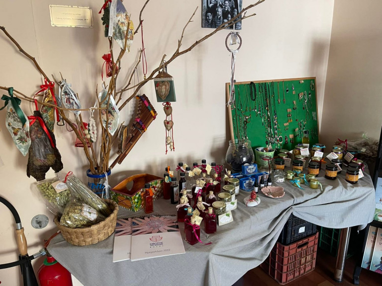 Δήμος Πύργου: Ο αντιδήμαρχος που βοηθάει με πράξεις