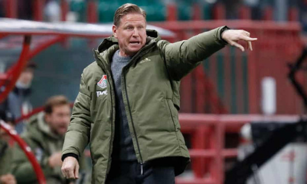 Ο προπονητής της Λοκομοτίβ Μόσχας παραιτήθηκε λόγω της ρωσικής εισβολής