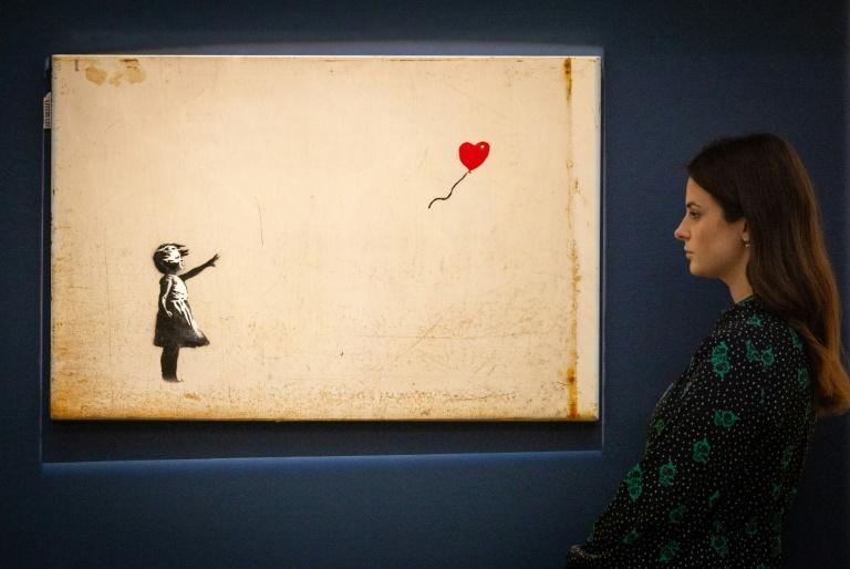 Διάσημα έργα του Banksy πούλησε ο Ρόμπι Γουίλιαμς για 7,2 εκατ. λίρες