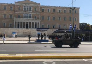 25η Μαρτίου: LIVE η στρατιωτική παρέλαση στην Αθήνα