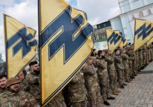 Ουκρανία: «Οι νεοναζί του Τάγματος Αζόφ πυροβόλησαν πολίτες που επιχειρούσαν να βγουν από τη Μαριούπολη»