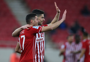 Ολυμπιακός: Θετικοί στον κοροναϊό οι Μασούρας και Βρουσάι, στην αποστολή ο Ανδρούτσος