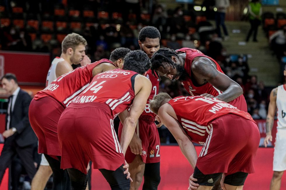 Συναγερμός στον Ολυμπιακό – Γέμισε κοροναϊό η Μπάγερν