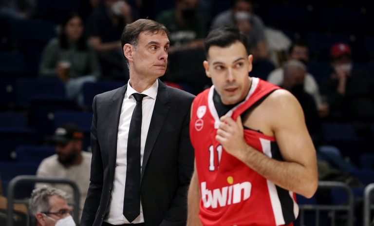 Ολυμπιακός: Όποιος βιάζεται σκοντάφτει