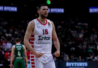 Κώστας Παπανικολάου: Ο Iron Man του Ολυμπιακού είναι εδώ