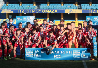 Η παρακάμερα της «ερυθρόλευκης» κούπας