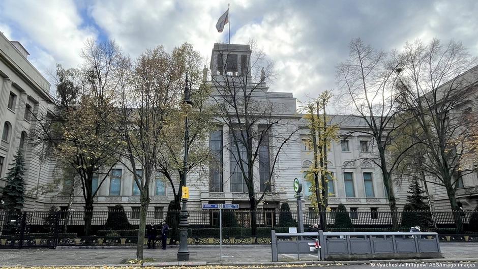 Βερολίνο: Η ρωσική πρεσβεία καταγγέλλει απειλητικές επιστολές και προπηλακισμούς εις βάρος Ρώσων