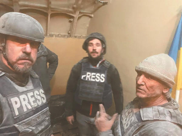 Ουκρανία: «Ευτυχώς, δεν είμαστε νεκροί»