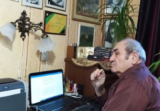 Πόλεμος στην Ουκρανία: Ο Ουκρανός συγγραφέας ελληνικής καταγωγής Ιβάν Αβράμοφ μιλά από το πολιορκημένο Κίεβο