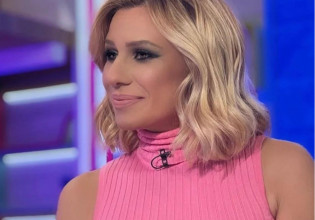 Κατερίνα Καραβάτου: Καλημερίζει τους διαδικτυακούς της φίλους χωρίς ίχνος μακιγιάζ