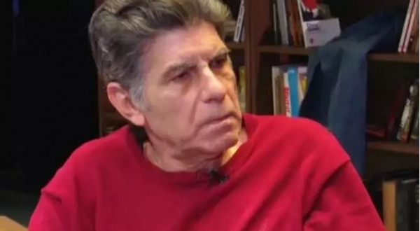 Γιάννης Μπέζος: «Αυτό είναι δείγμα γελοιότητας, είναι σαν καρνάβαλοι…