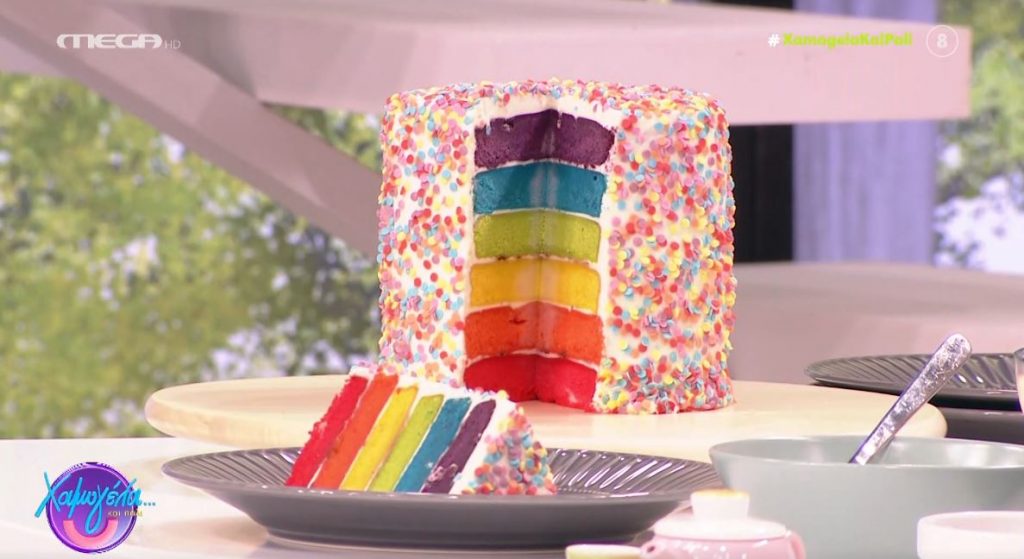 Το πιο… πολύχρωμα rainbow cake από τον Χρήστος Βέργαδος