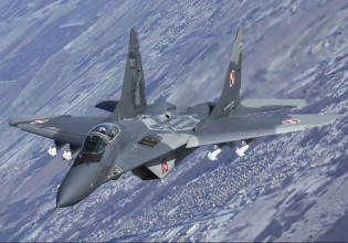 Ουκρανία: Το παρασκήνιο του σχεδίου για τα πολωνικά αεροσκάφη – Πώς η πρόταση συνετρίβη