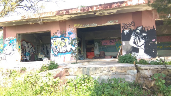 Νέο Ψυχικό αποκλειστικό: Σοκαριστικές εικόνες σε εγκαταλελειμμένο κτίριο