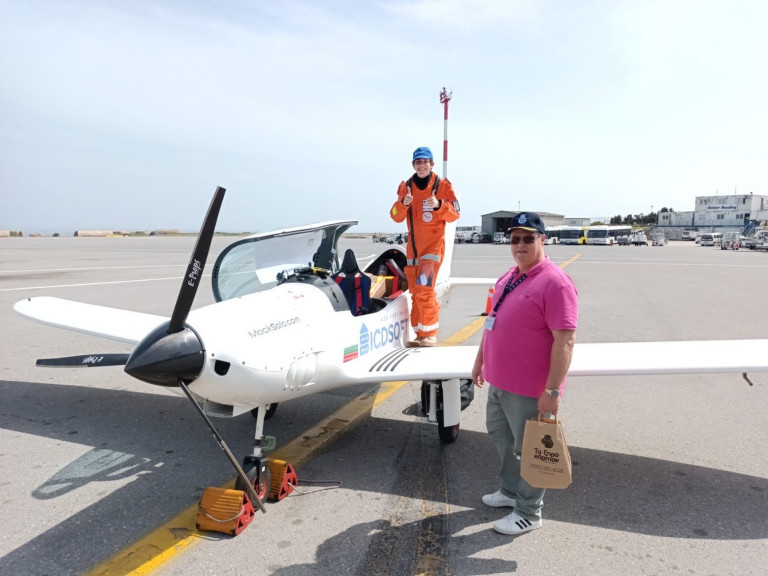 Στο Ηράκλειο ο 16χρονος που κάνει τον γύρο του κόσμου μόνος του με αεροσκάφος