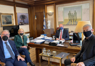 Συνάντηση Γιάννη Μώραλη – Κώστα Τσιάρα για το νέο Δικαστικό Μέγαρο Πειραιά