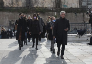 Δίκη Φιλιππίδη: «Θα τον δείτε και δε θα πιστεύετε» λέει ο δικηγόρος του