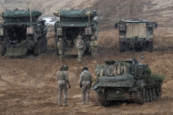 Πόλεμος στην Ουκρανία: Τινάχτηκε στον αέρα αυτοκίνητο από νάρκη – Νεκροί και τραυματισμένα παιδιά