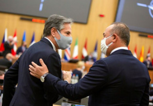 Πόλεμος στην Ουκρανία: Ο Μπλίνκεν ευχαρίστησε τον Τσαβούσογλου για τη μεσολάβησή του